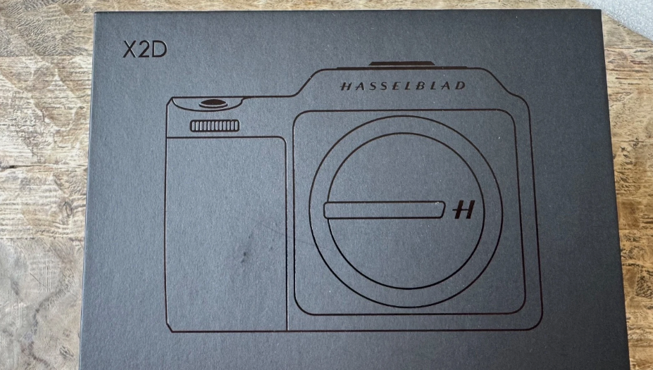 Hasselblad X2D 100C Medium Format Mirrorless Camera with XCD 55V 2.5