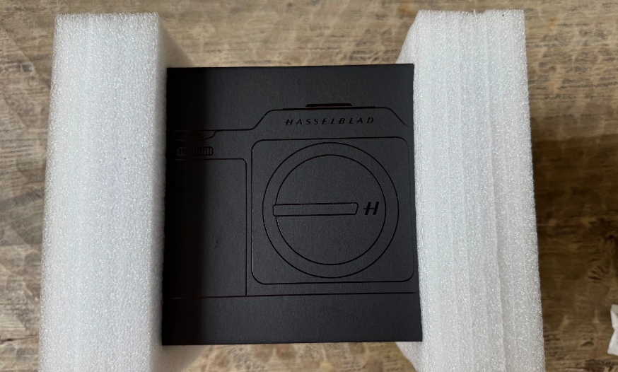 Hasselblad X2D 100C Medium Format Mirrorless Camera with XCD 55V 2.5
