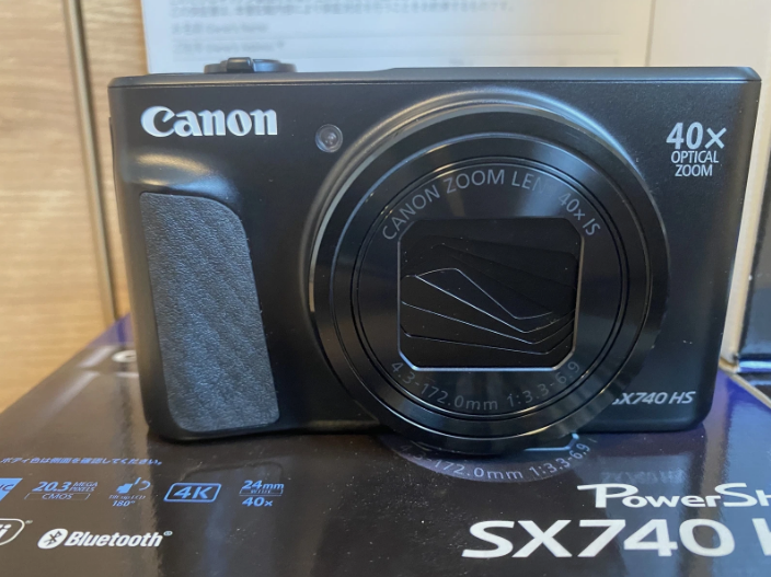 Canon PowerShot SX740 HS Black Compact Digital Camera Zoom Lens Box