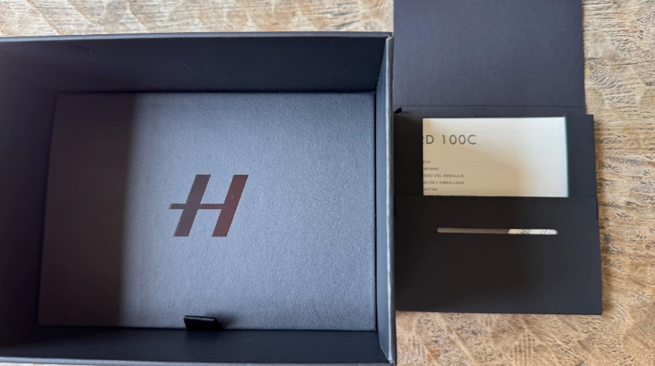 Hasselblad X2D 100C Medium Format Mirrorless Camera with XCD 55V 2.5