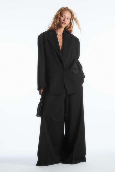 costmes oversize