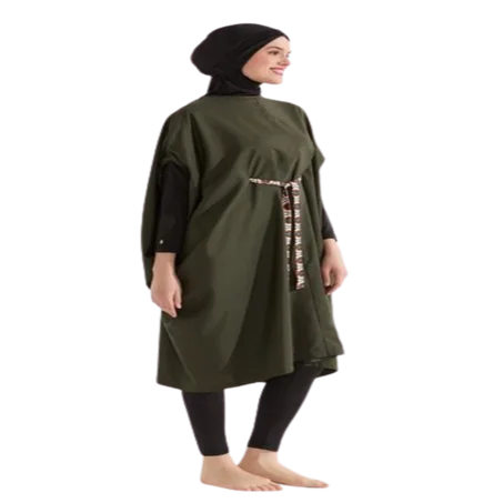 ملابس للرياضة و السباحة