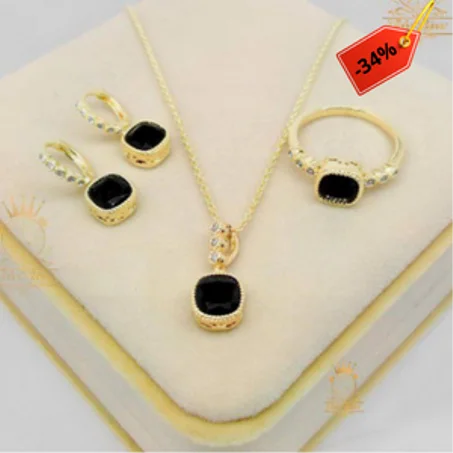 طقم شيك ، عقد ، خواتم ، اساور واقراط Ensemble necklace, ring and earrings