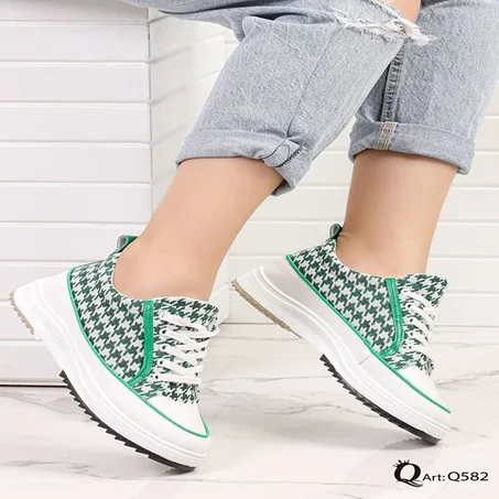 أحذية رياضة نسائية أنيقة Ladies Sneakers Q582