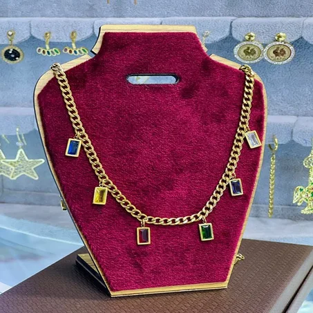 قلادات متعددة الالوان  Multicoloured Necklaces -XBI