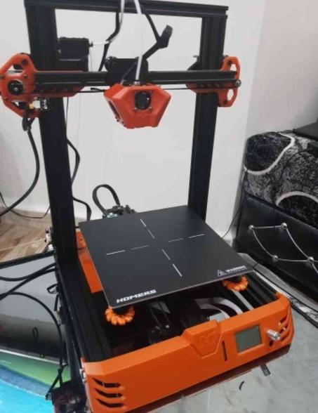 طابعة ثلاثية الابعاد من العلامة الرائعة Homers Tevo اسم الموديل Tarantula Pro 3D