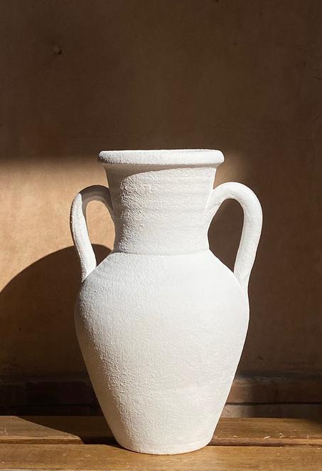 AMPHORA