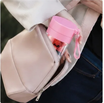 خلاط محمول USB لصنع العصائر الطازجة