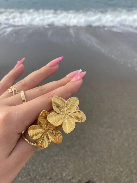 BOUCLE D'OREILLE FLORA