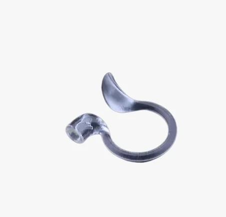 Pince correctrice d'oreilles