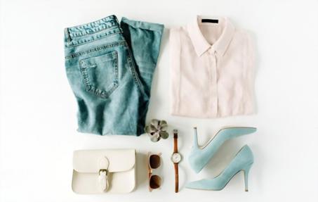 ملابس نسائية