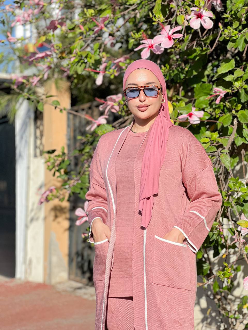 Ensemble 3 pièces élégant pour un look moderne – ✨ Préparez-vous pour Ramadan avec Élégance ! ✨