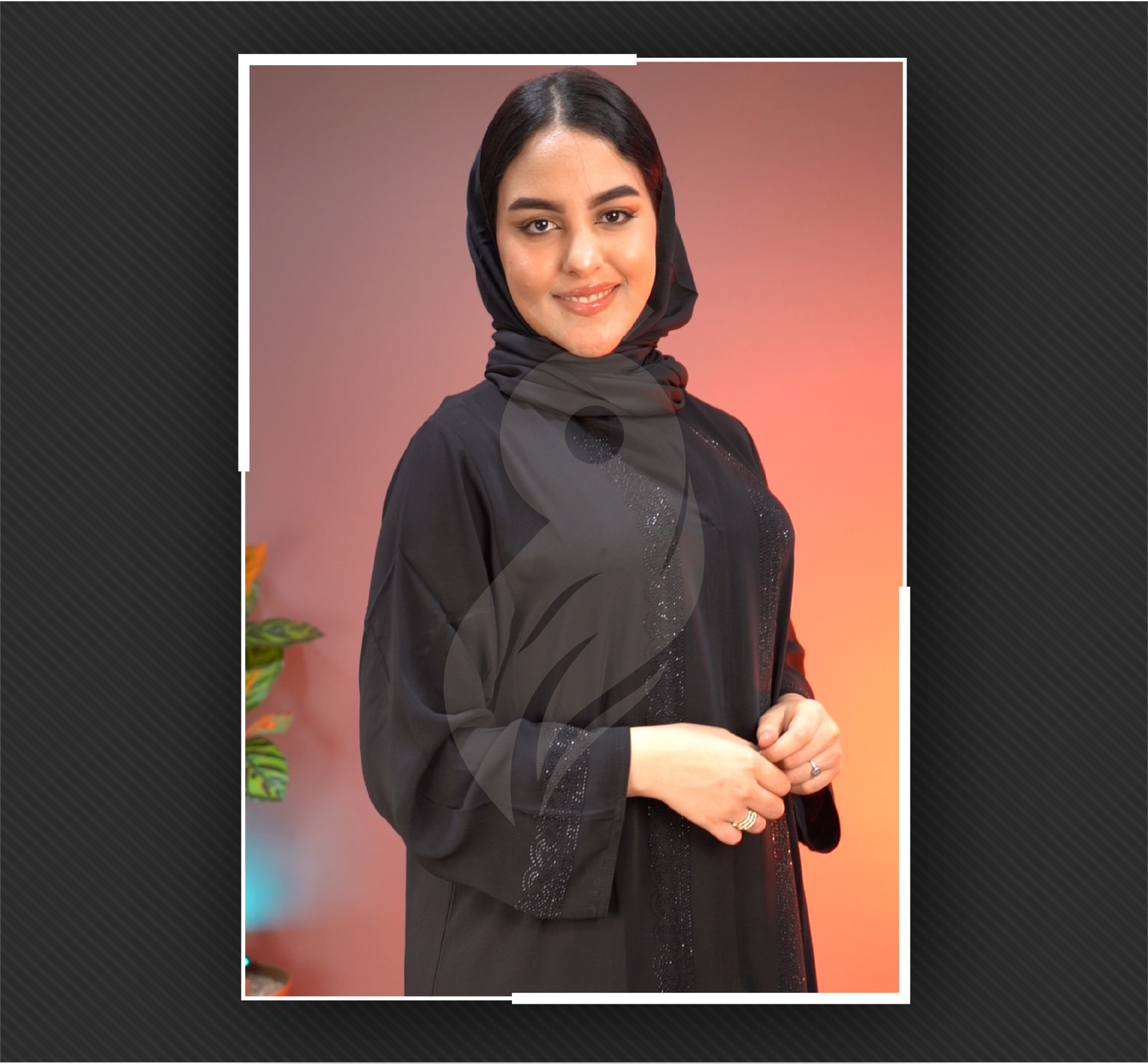 عباية إماراتية بالفولار