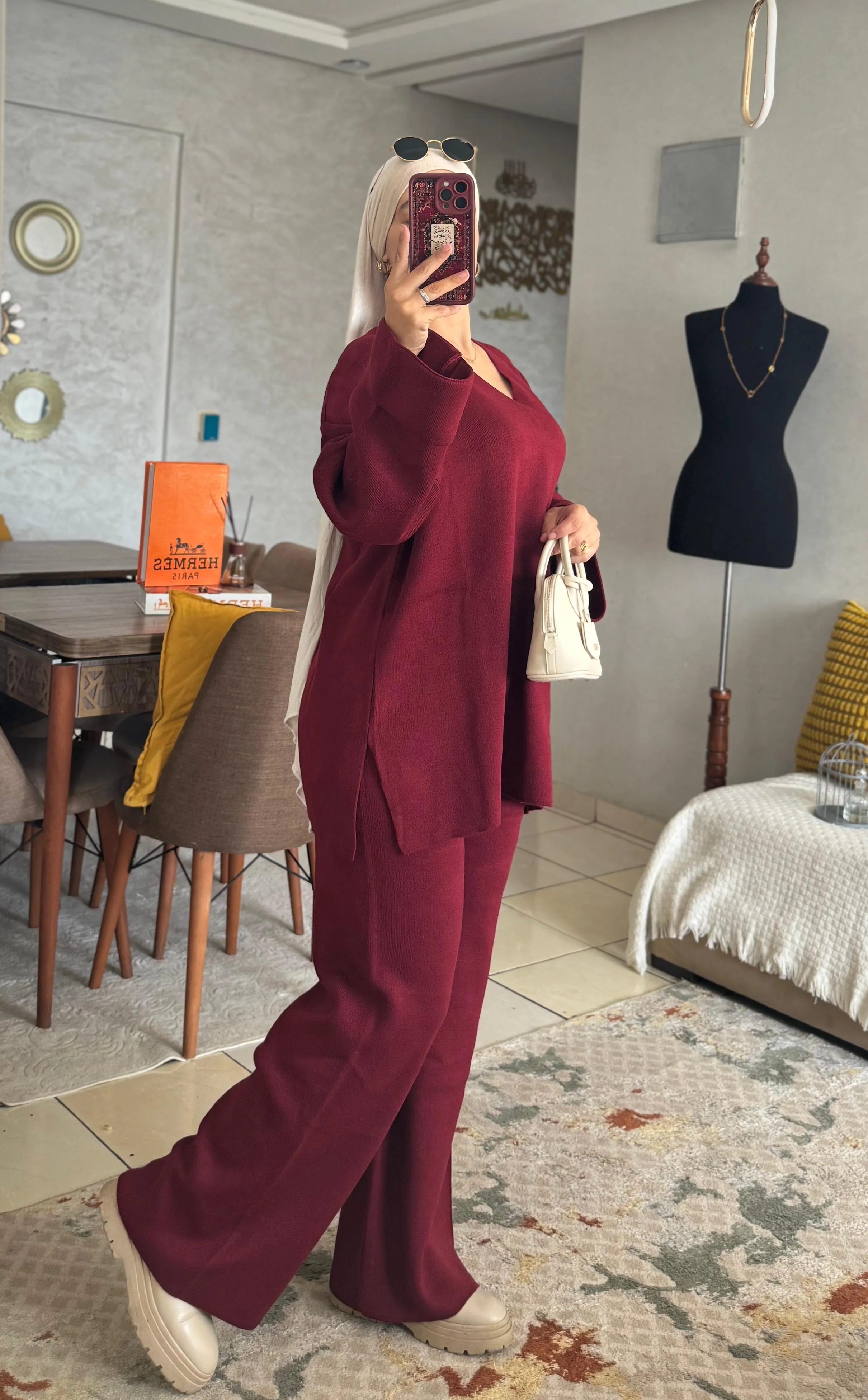 اونصومبل صفاء برقبة مثلثية – سروال