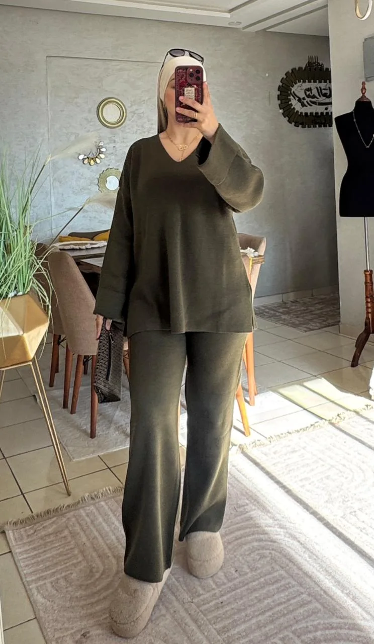 اونصومبل صفاء برقبة مثلثية – سروال