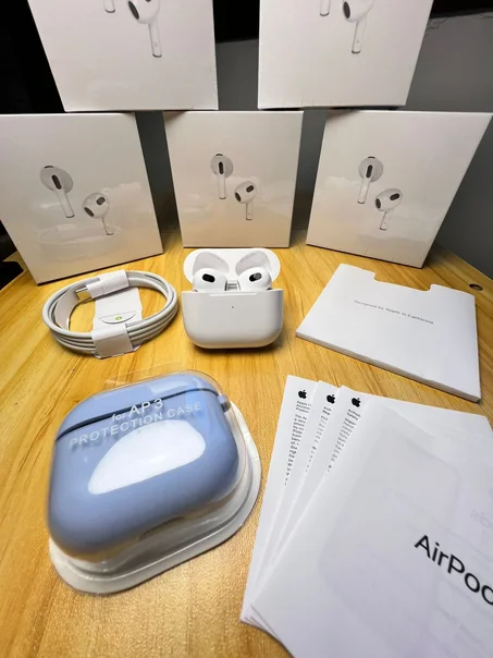 AirPods 3ᵉ génération Premium (USA) + pochette cadeau