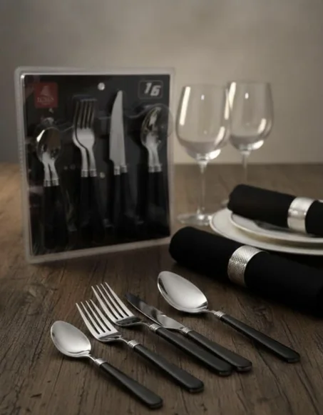 Couverts de Table Luxus Couverts de cuisine service de couverts 16 pièces en acier inoxydable top qualité et durable avec un design de prestige