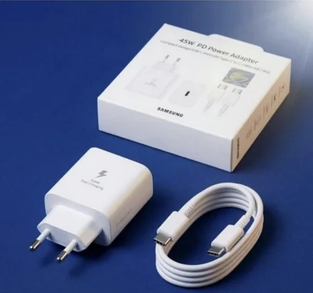 Chargeur rapide Original Sumsung 45W PD Super Fast pour Android et iPhone Adaptateur Original Top qualité Energy efficiency avec Cable de Charge USB-C to USB-C 5A شاحن سريع اصلي 45 واط لهواتف