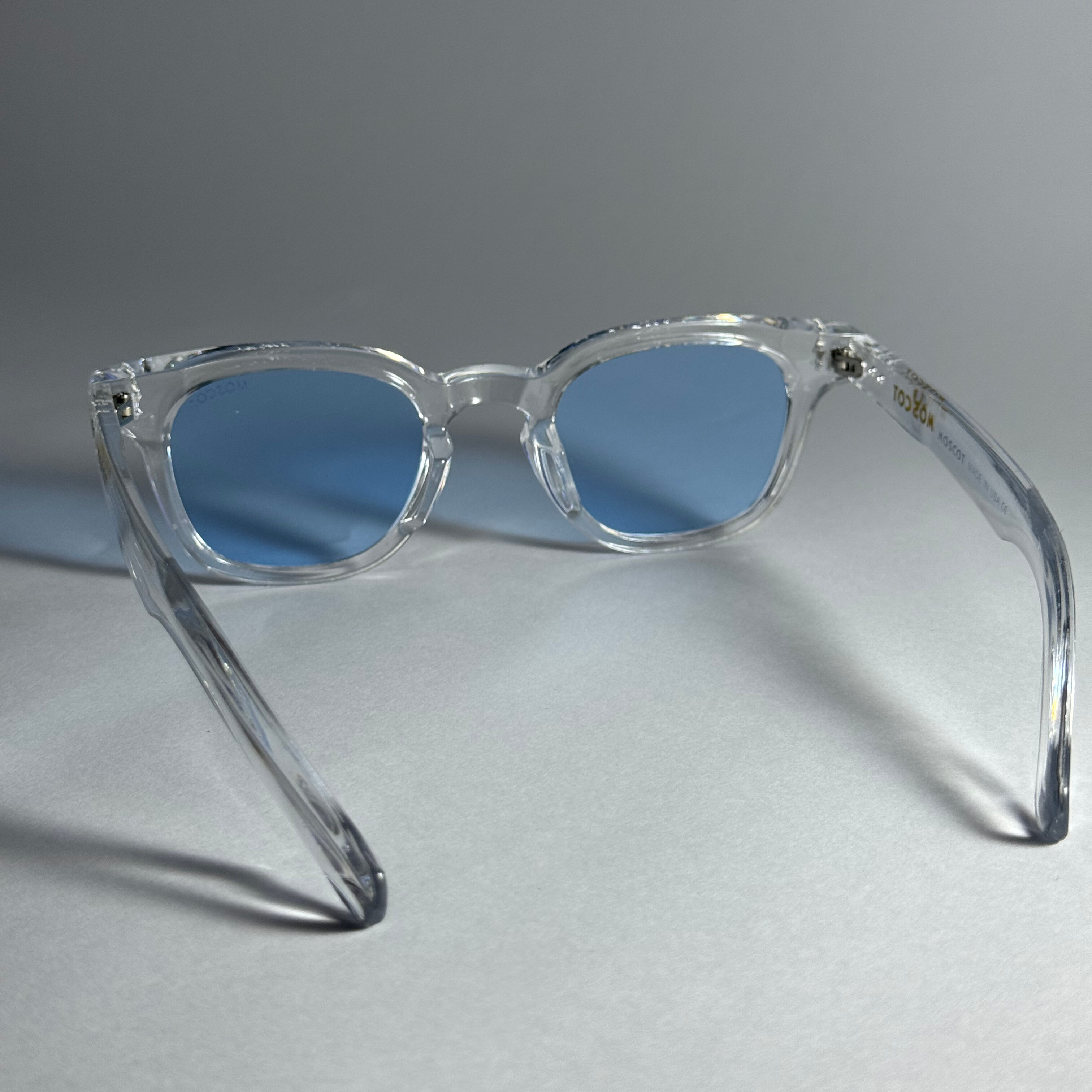 Moscot Bleu
