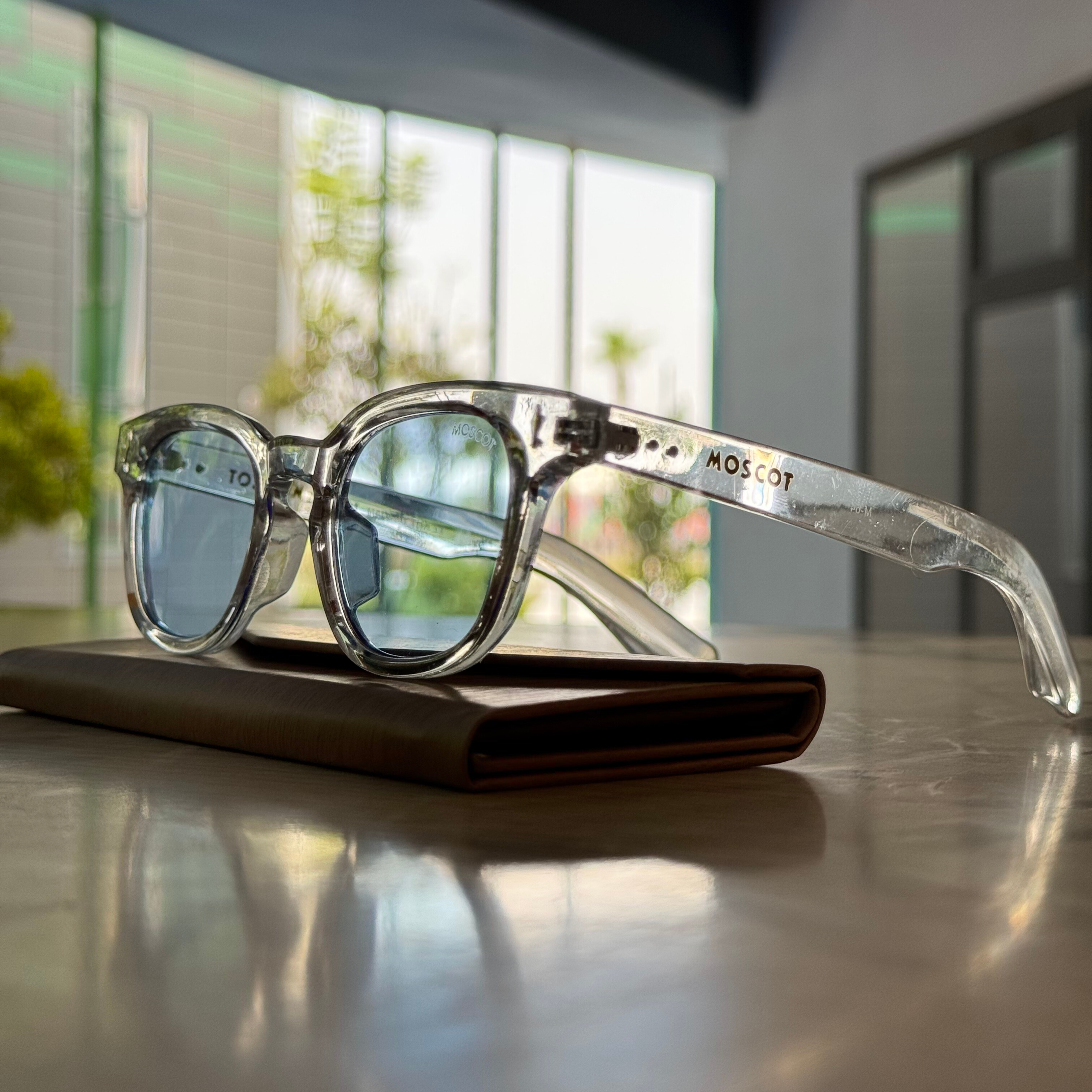Moscot Bleu