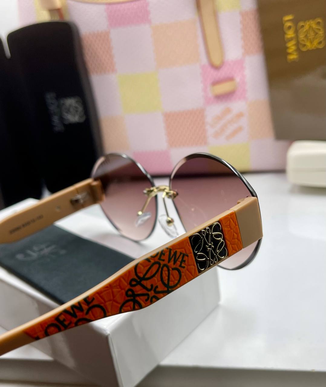 LOEWE EE143