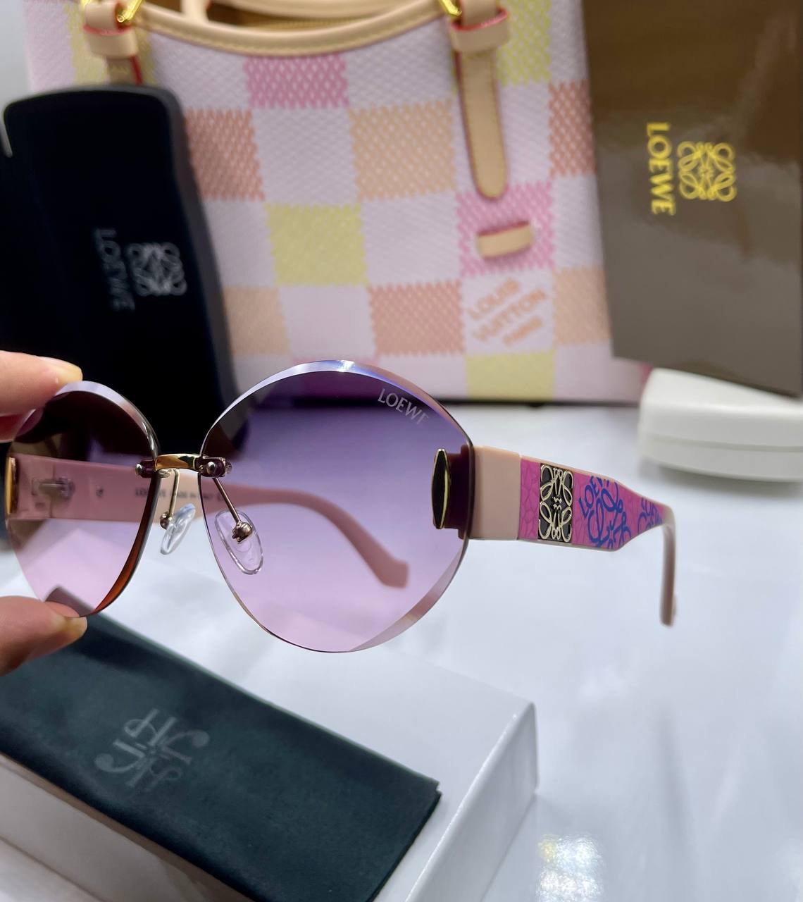 LOEWE EE143