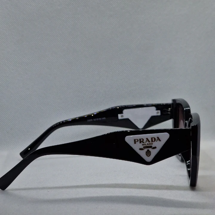 Pra-ada opul.ence brown