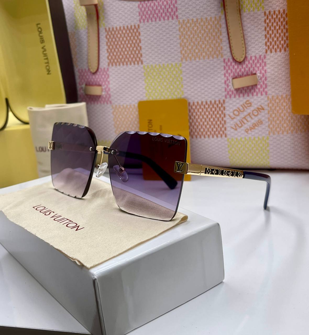 Louis Vuitton LV-M25