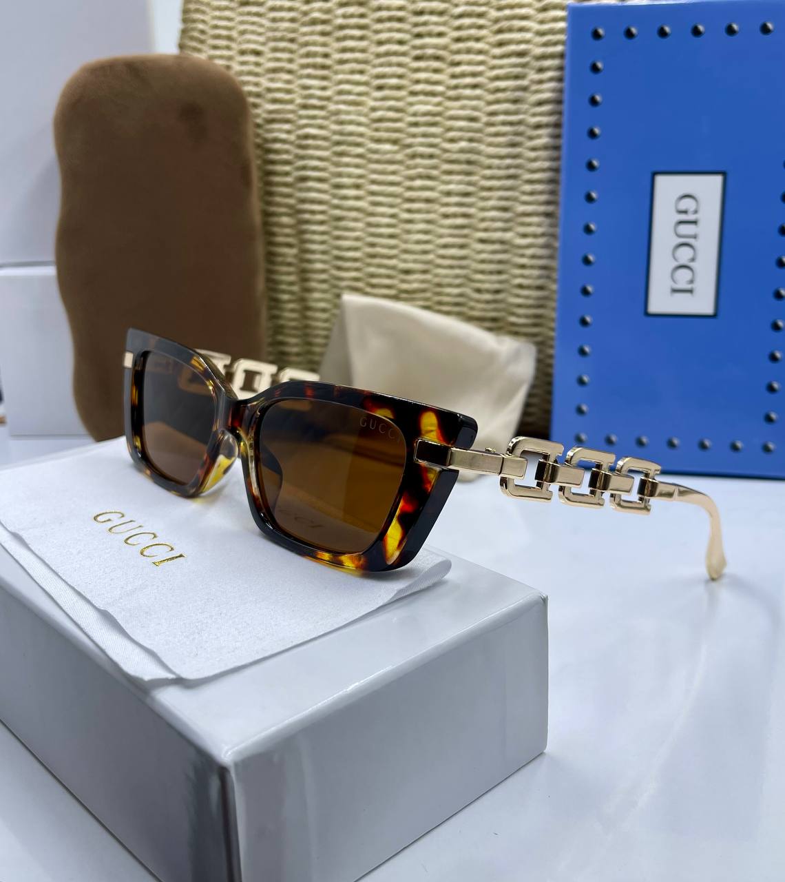 Cucci EAE-AA
