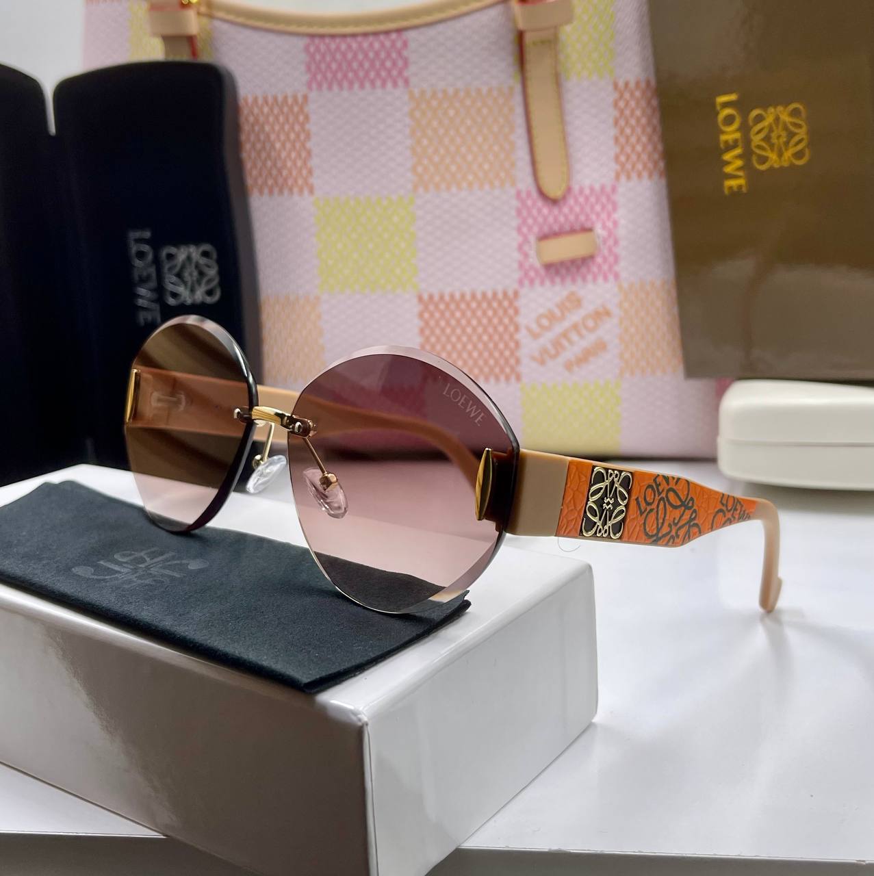 LOEWE EE143