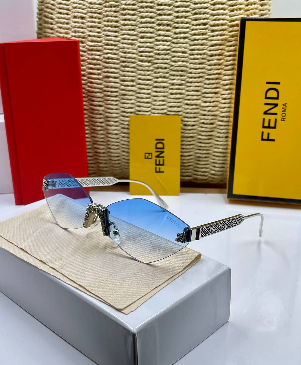 FENDI FN-25