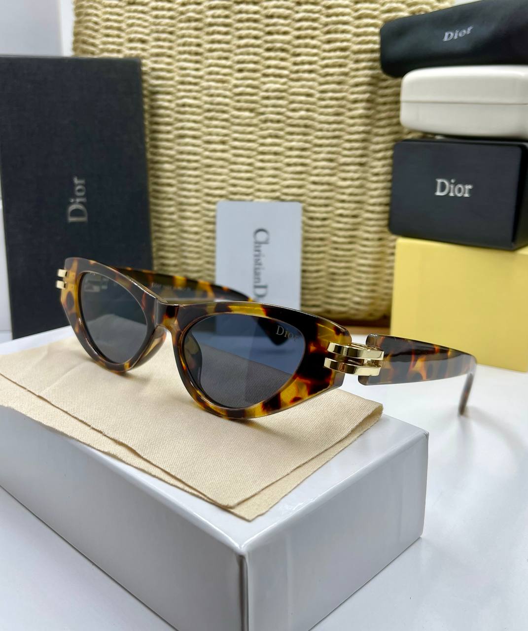 Dior 25EF