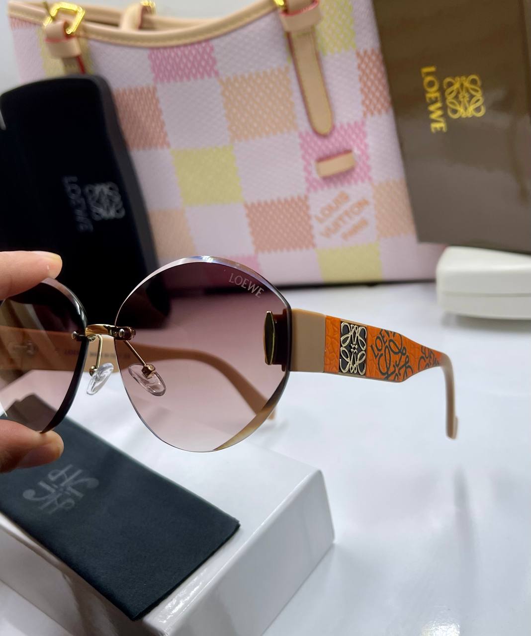 LOEWE EE143