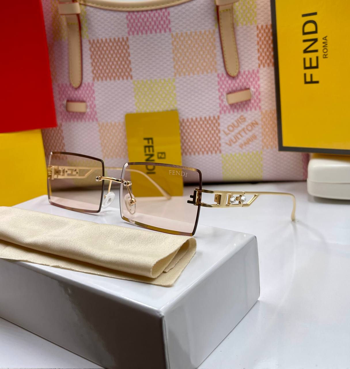Fendi M25
