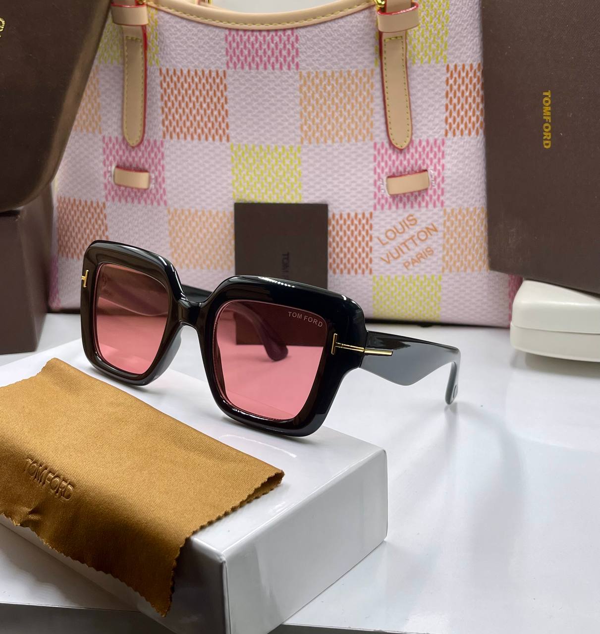 Tom ford DW101