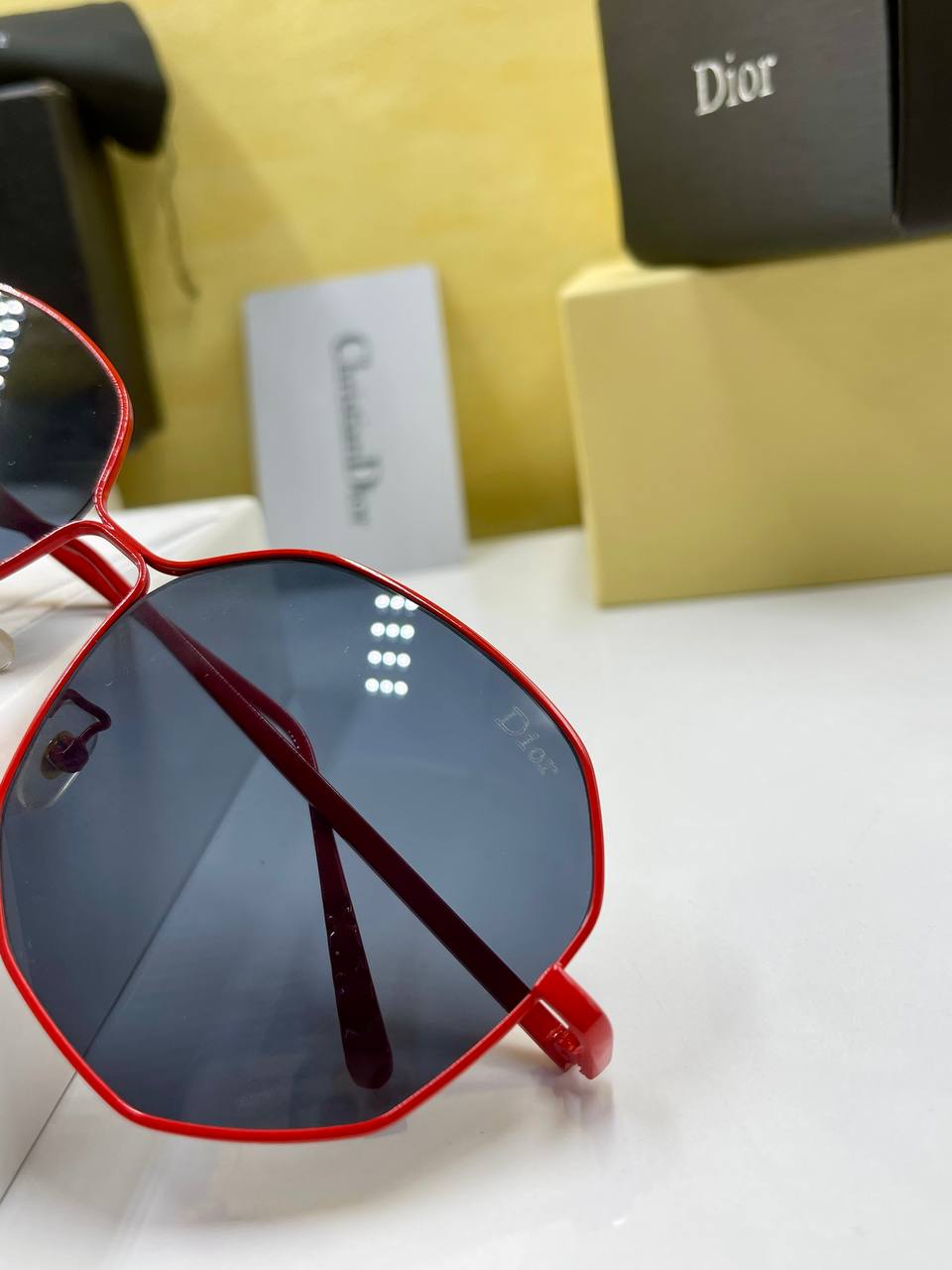 DIOR WR-19