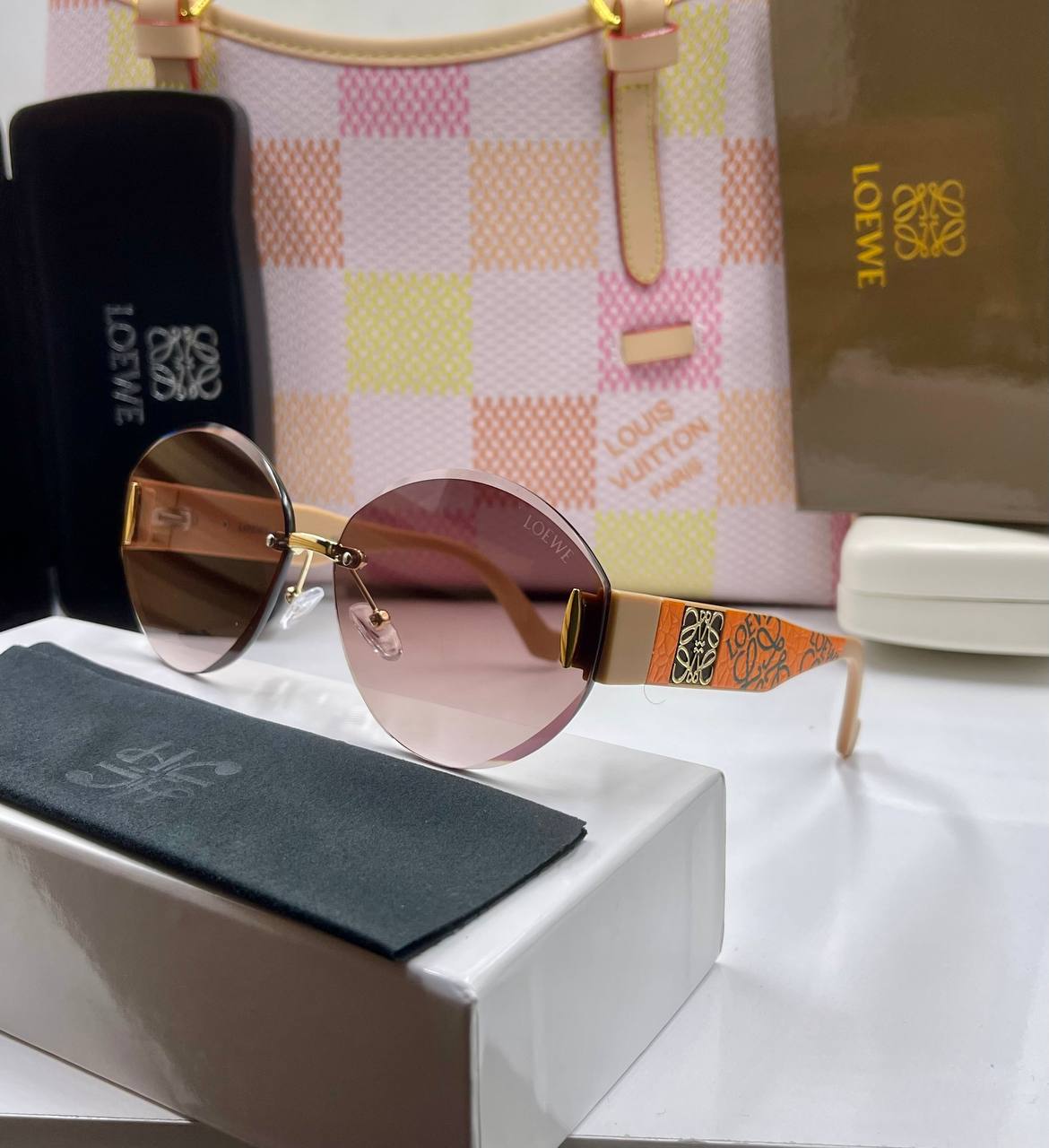 LOEWE EE143
