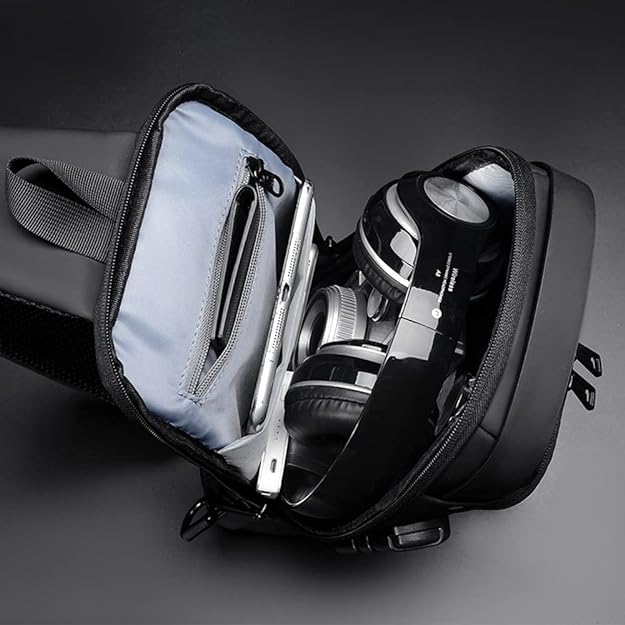 Multifunction Sling Bag   شنطة كتف متعددة الاستخدامات
