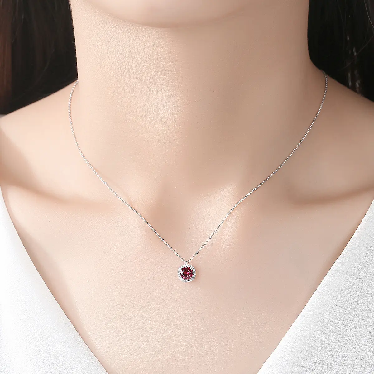 Sapphire Necklace Set  طقم عقد الياقوت