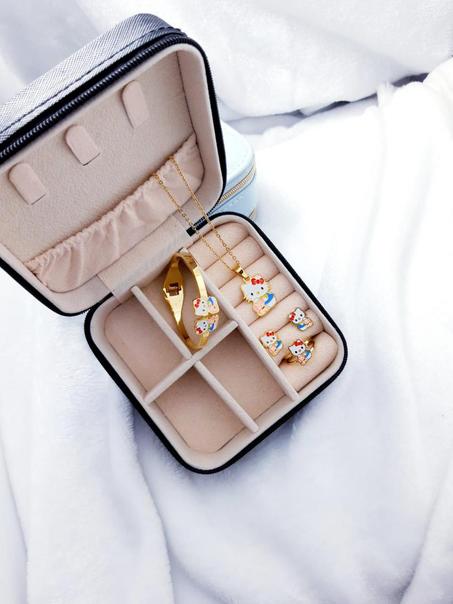 HELLO KITTY - ENSEMBLE EN ACIER INOXYDABLE