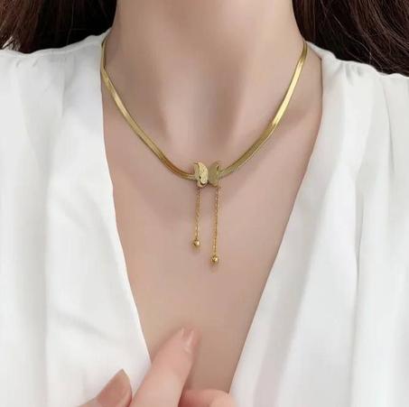 Collier pour femme en acier inoxydable