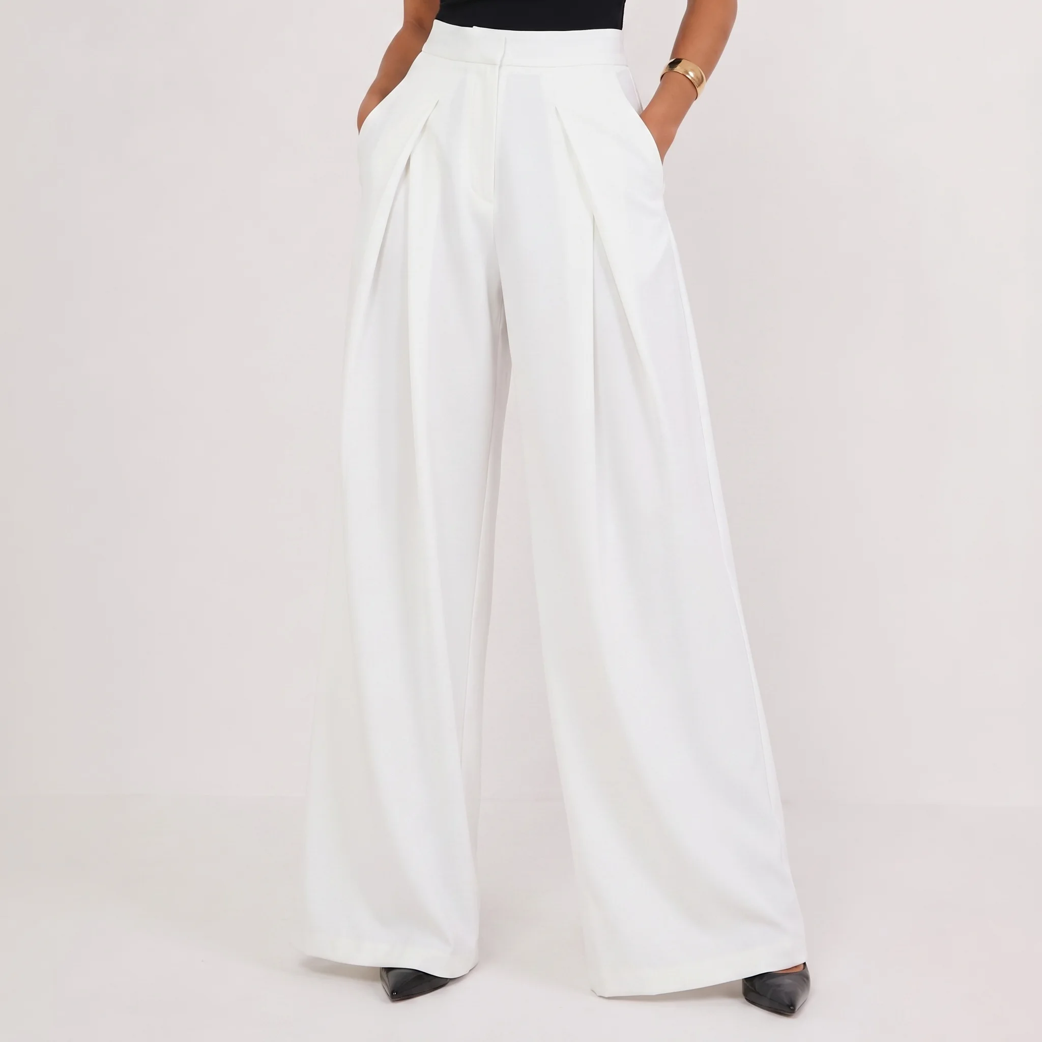 PLEATED TROUSER