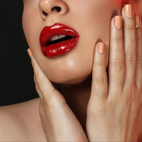 مكياج الشفاه