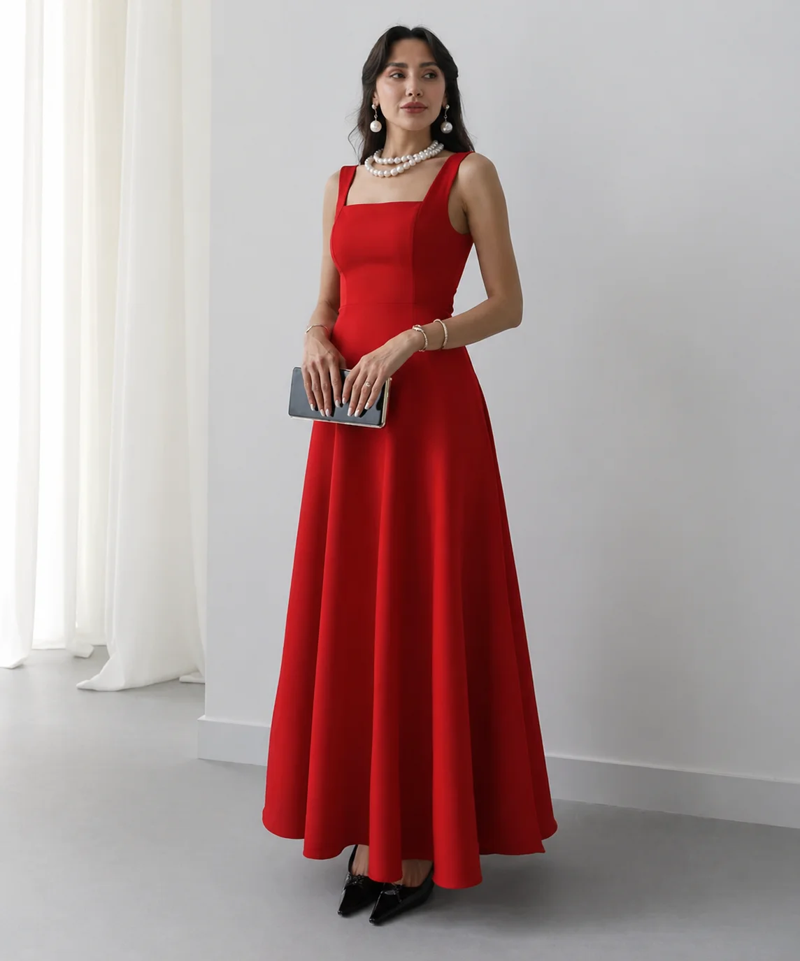 ROBE RED