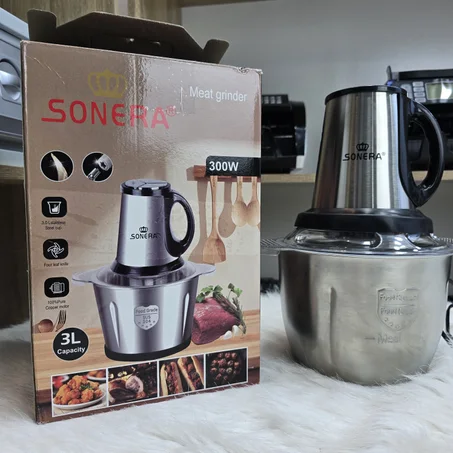 Hachoir SONERA 300 W