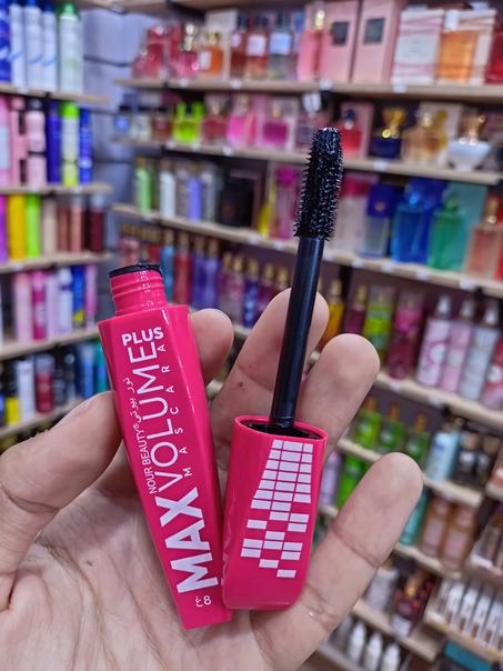 Mascara volume (Nour beauty)
