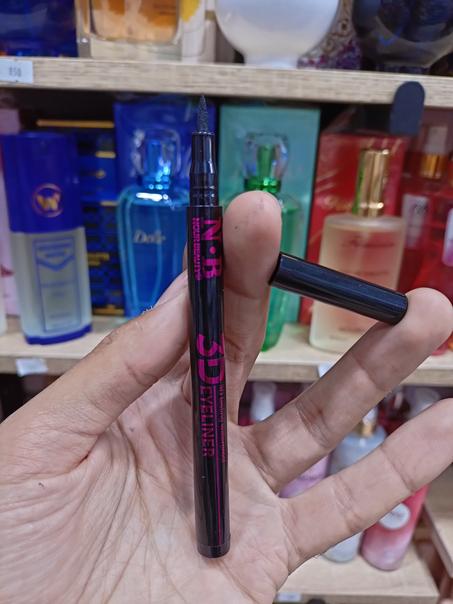 Eyliner stylo Nour Beauty