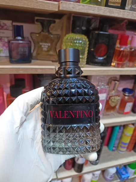 Valentino Uomo Born In Roma Intense Valentino pour homme