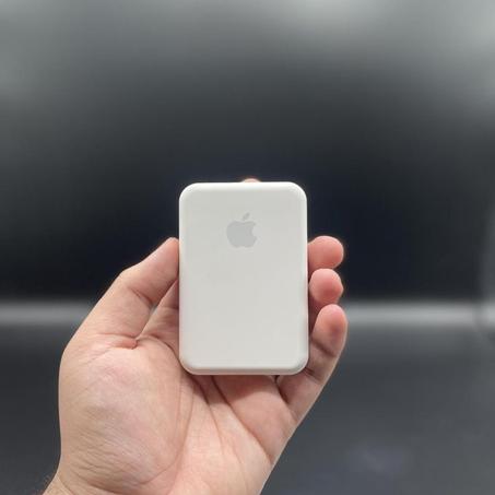 MagSafe Wireless PowerBank