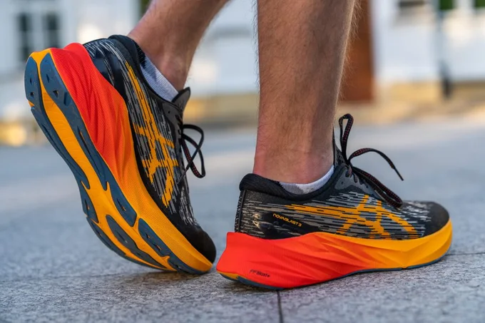 【新品タグ付】ASICS × ELDORESO NOVABLAST 3 28cm Asics Novablast 3 Review | Coach